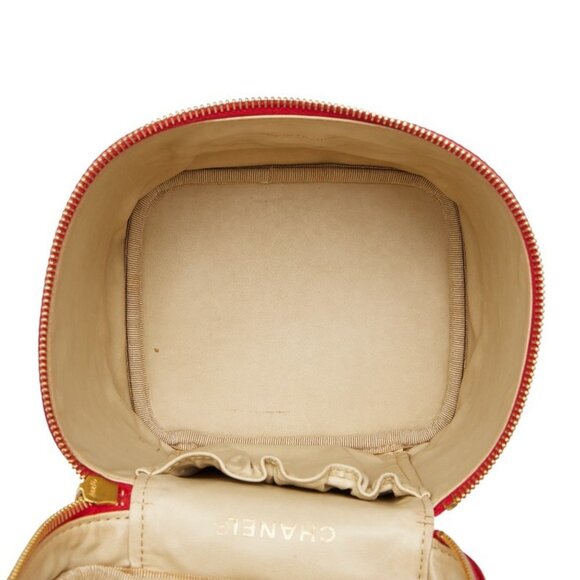 CHANEL Red Caviar Leather Logo Vanity Bag - Picture 10 of 14